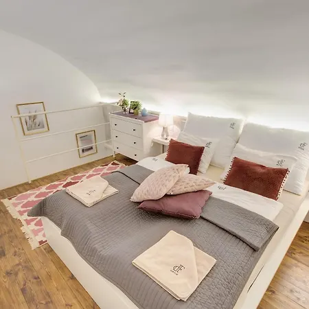 דירה Beautiful At Basilca 1-2