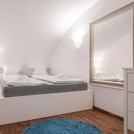 Beautiful At Basilca 1-2 *