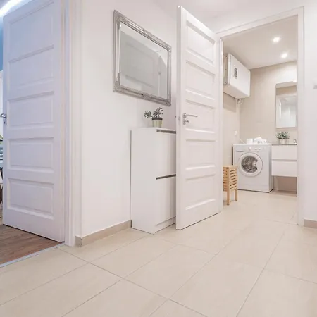 Beautiful At Basilca 1-2 아파트 부다페스트