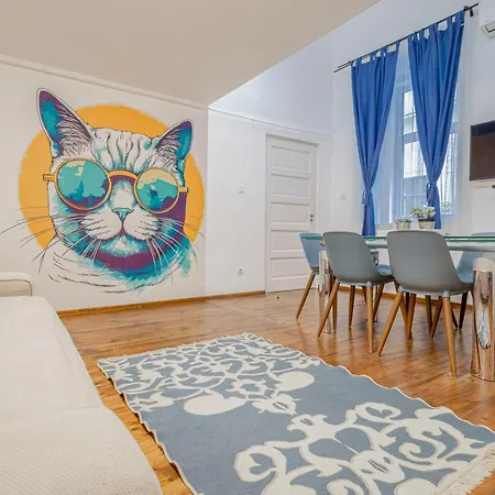 Beautiful At Basilca 1-2 Budapeşte